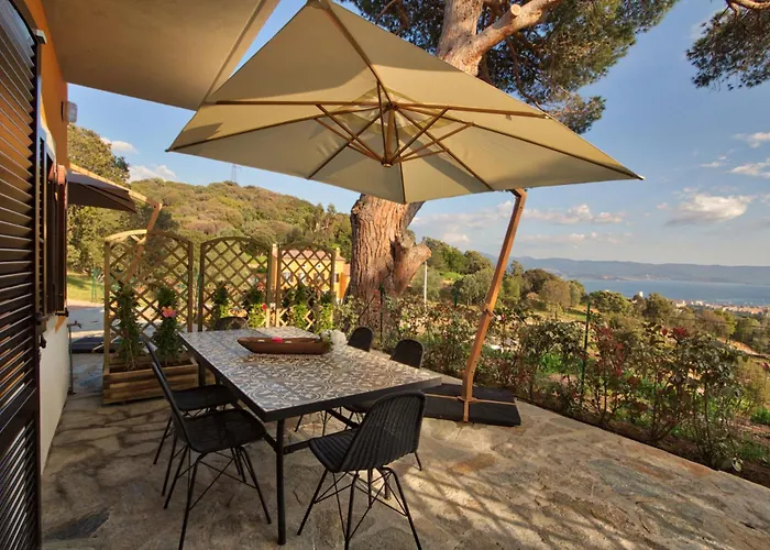 Le Domaine Saint Francois La Tour 2 Апартаменти *