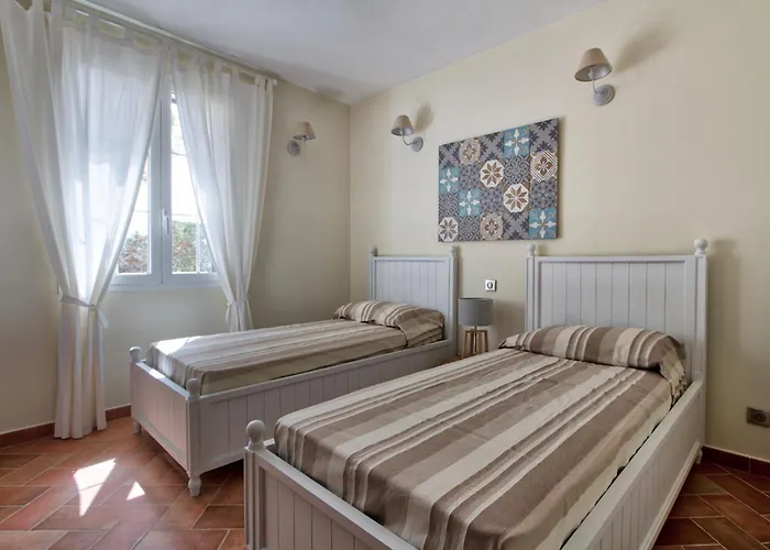 Le Domaine Saint Francois La Tour 2 * 阿雅克肖